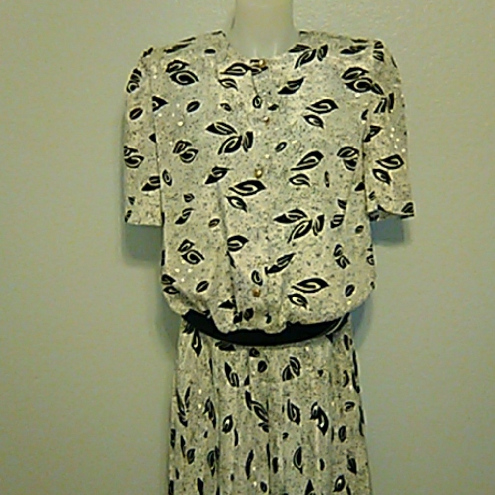 Dress Barn lady outfit